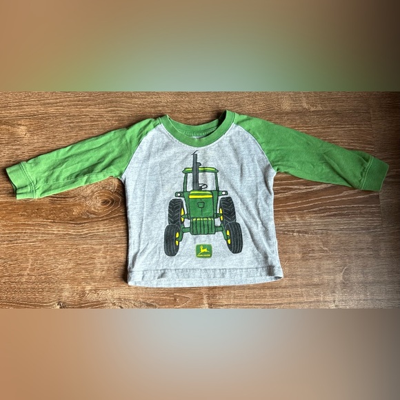 John Deere Other - John Deere Tee 12m